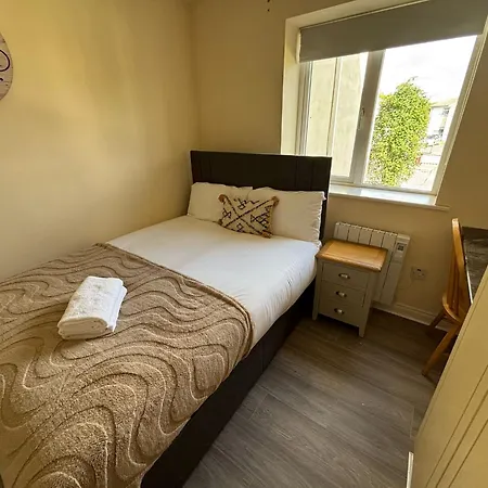 Three Bedroom * Athlone