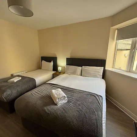 Three Bedroom Apartment *